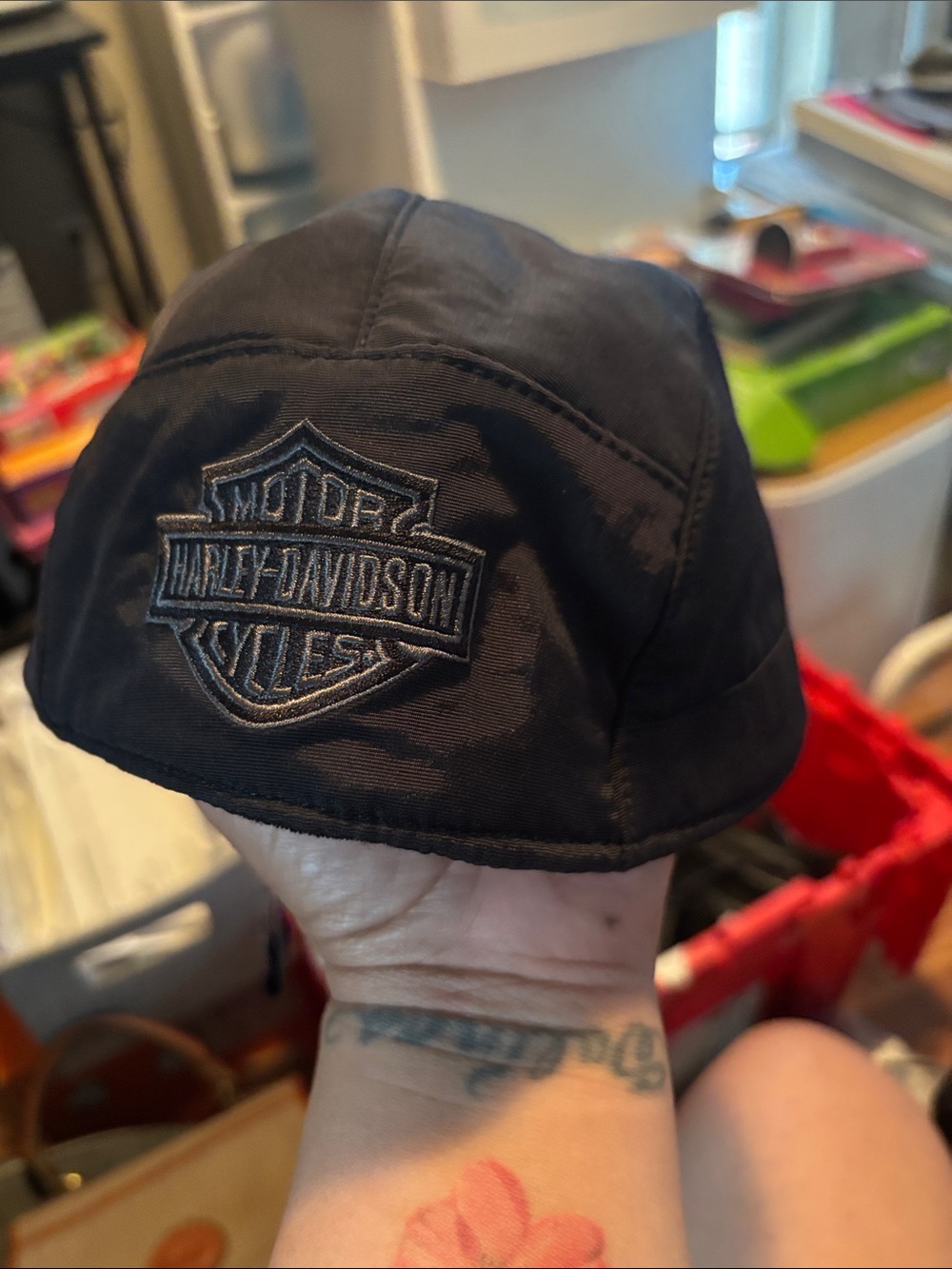 Harley-Davidson Black Embroidered Shield Cap